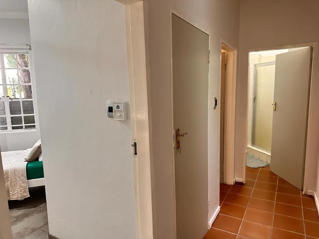 Woods Guest House Middelburg  Extérieur photo