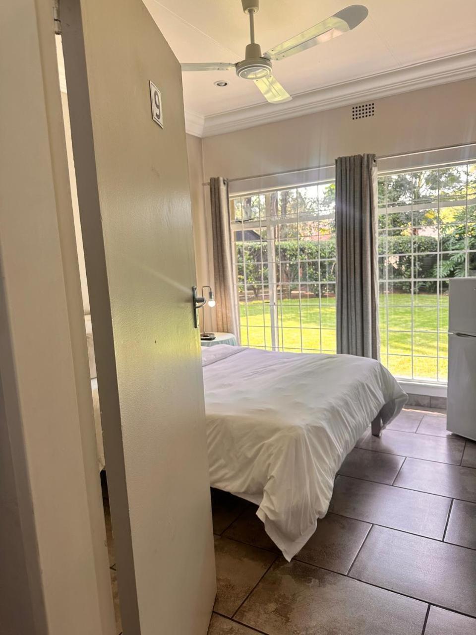 Woods Guest House Middelburg  Extérieur photo